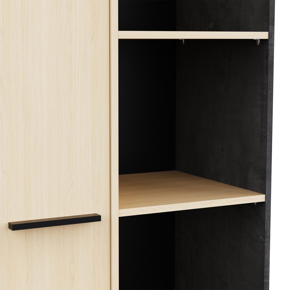 Móvel de apoio Kent em preto e carvalho, com uma porta lateral e prateleiras abertas, design moderno, sobre fundo branco.